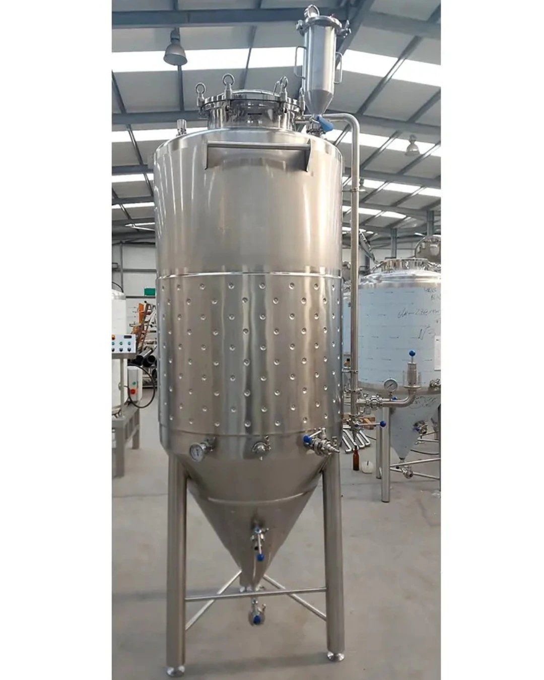Fermentador isobarico.webp